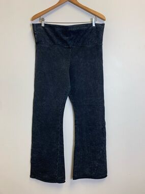 Lolly High-Rise Navy Women’s Flare Leggings